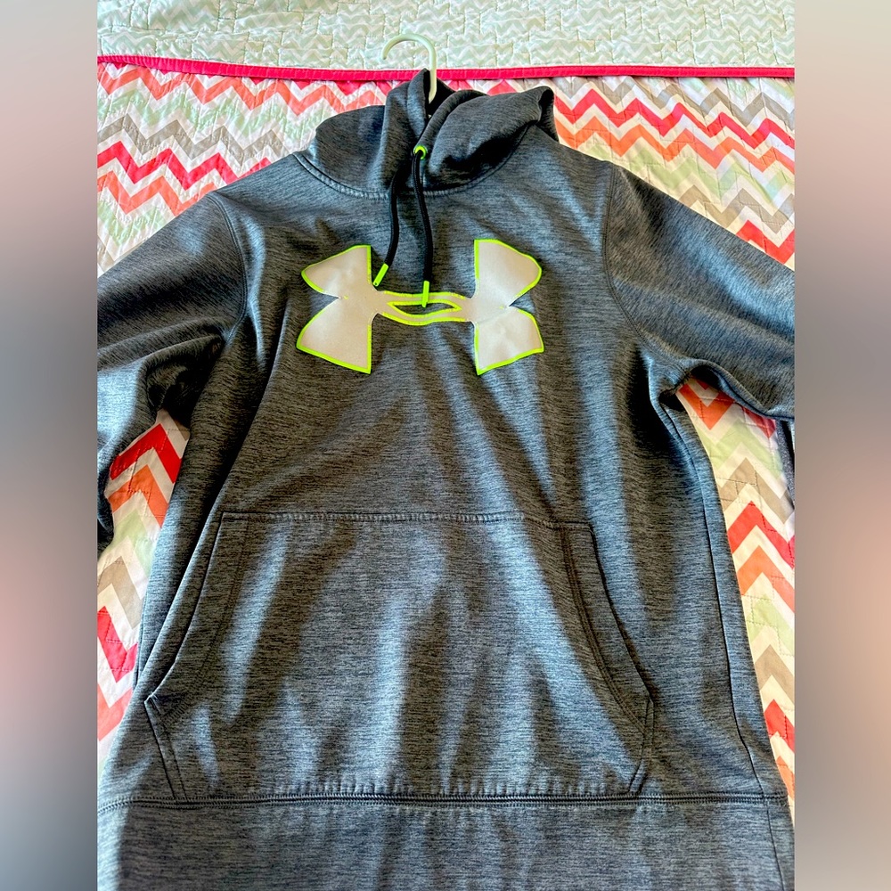 Hoodie under armor
